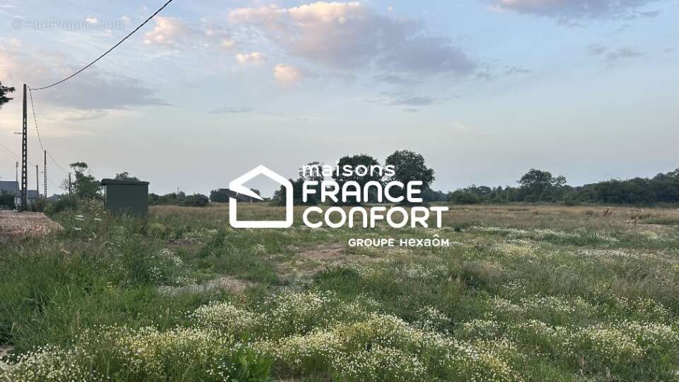 Terrain 394 m² à Meautis  - photo 2
