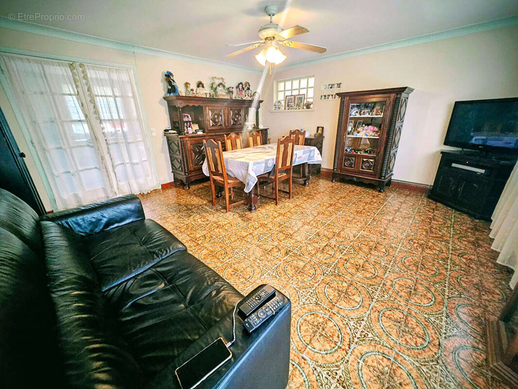 Maison à TREMBLAY-EN-FRANCE