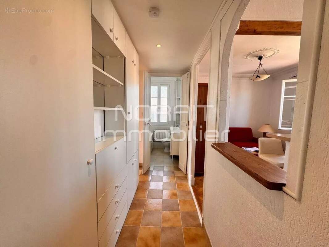 2 pieces - etage élevé - au calme - photo 2