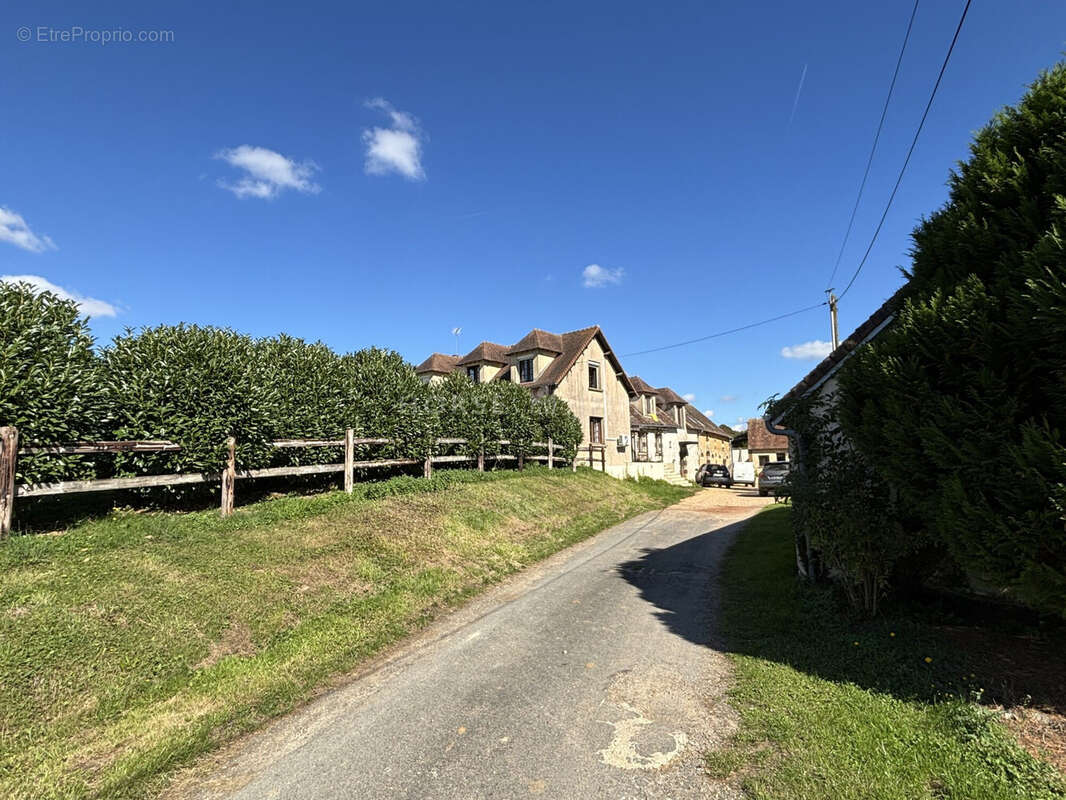 Maison à SAINT-GERMAIN-DE-LA-COUDRE