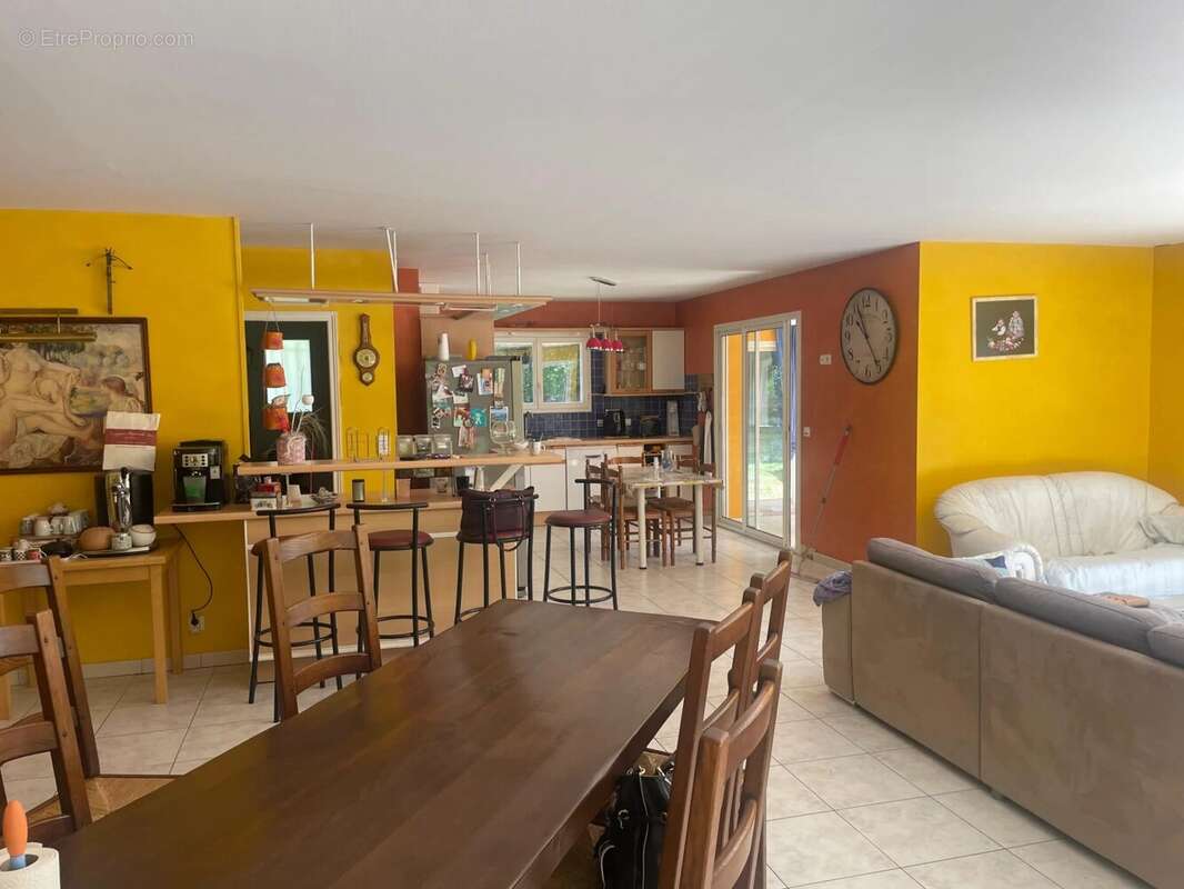 Maison à SAINTE-MARTHE