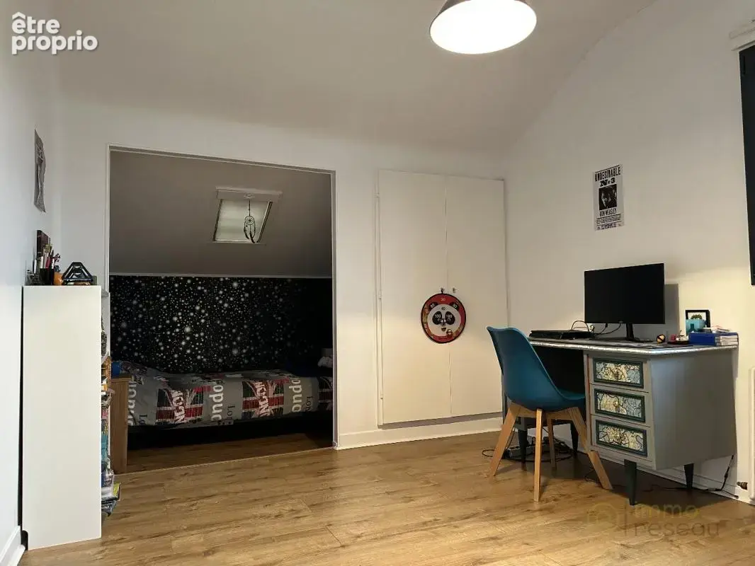 Maison 153 m² à Suresnes  - photo 8