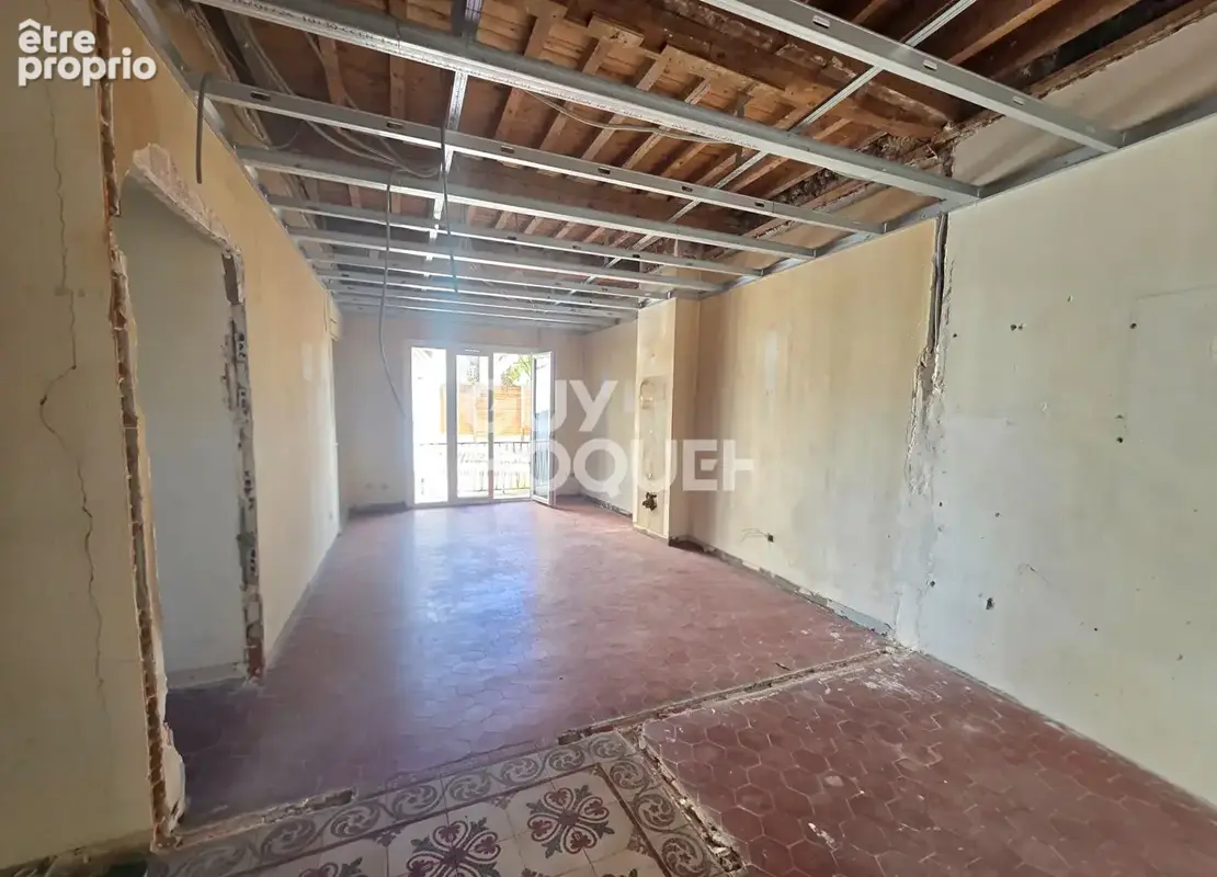 A VENDRE LE SOLER, maison de maître offrant plus de 300m² de surface avec cour et terrasses - photo 8