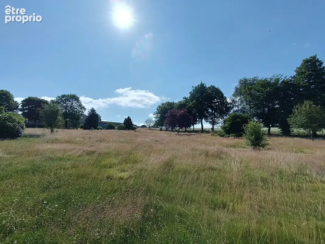 Photo Terrain à Saint-Igeaux au prix de 22 000€