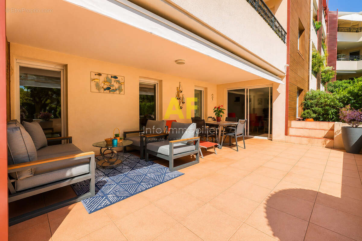 Appartement à SAINT-RAPHAEL