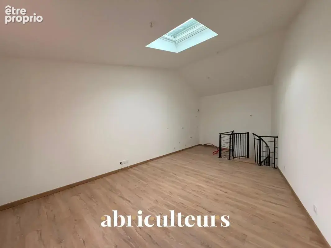 Belle maison de village entièrement rénovée de 80m²  à Rognes 13840 - photo 4