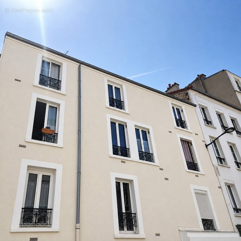Appartement à PARIS-14E