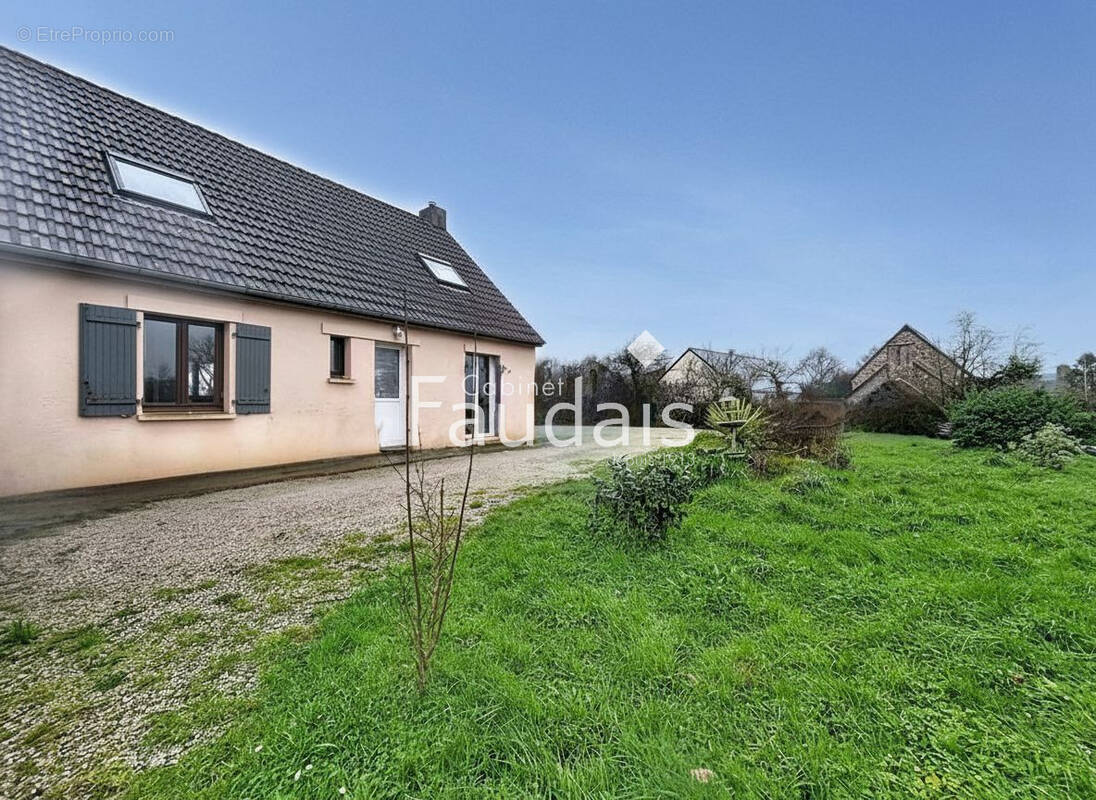 Maison à MAGNEVILLE