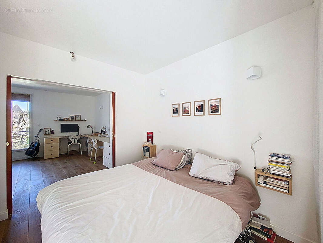 Appartement à SAINT-MAUR-DES-FOSSES