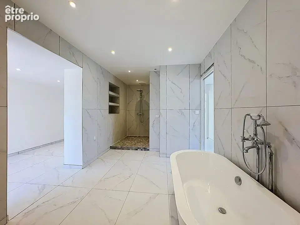 Maison à vendre Jassans Riottier 7 pièce(s) 235 m2 - photo 8