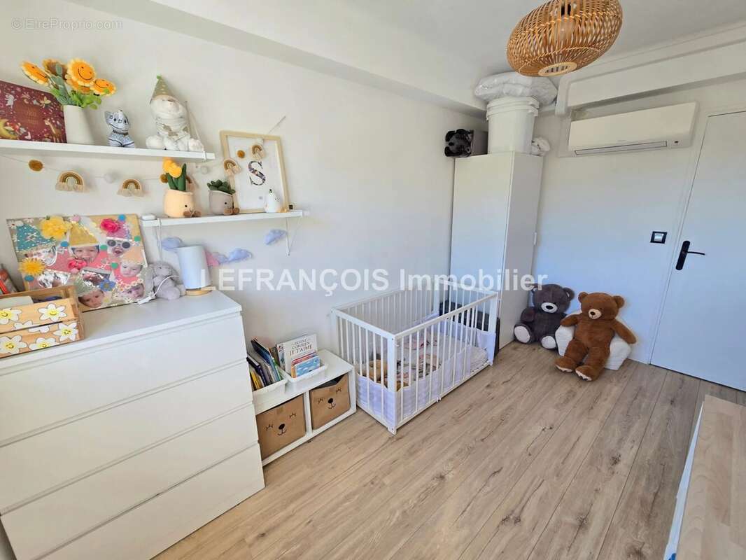 Appartement à PEYMEINADE