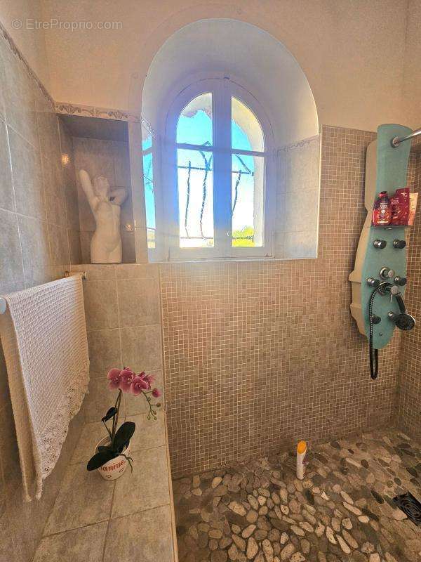 Maison à LA VALETTE-DU-VAR