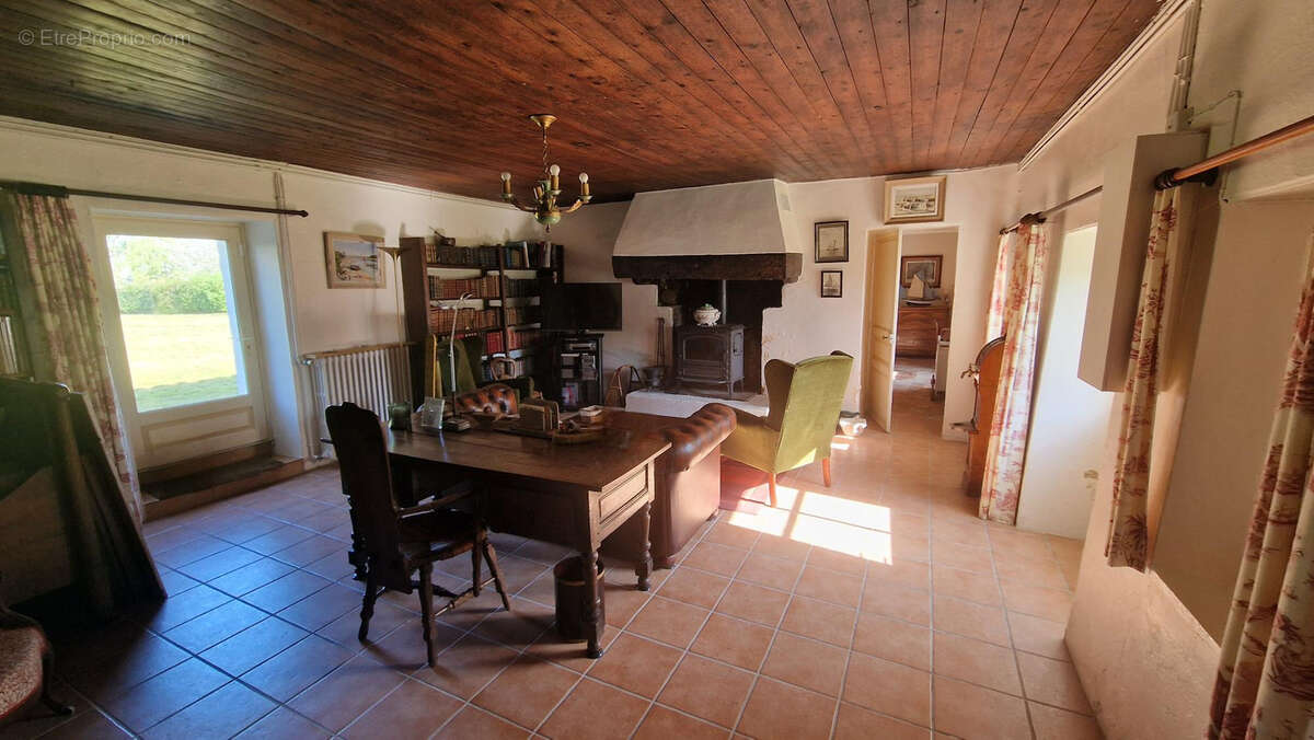 Maison à LE PELLERIN