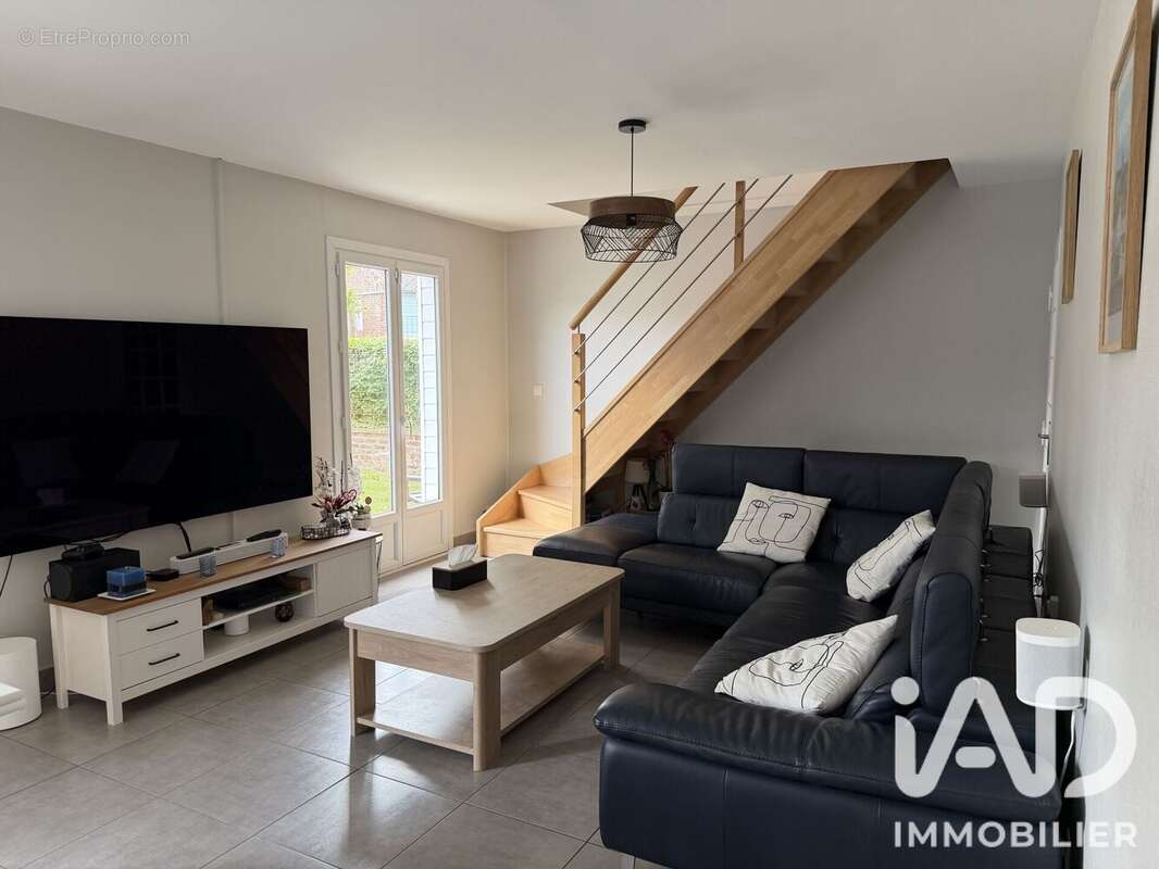 Maison 110 m² à Molliens-Dreuil  - photo 3
