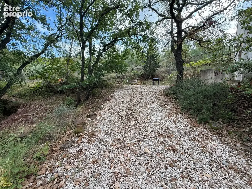EXCLUSIVITÉ — Mas de vacances de 60 m2 sur 9 320 m2 de terrain - photo 5