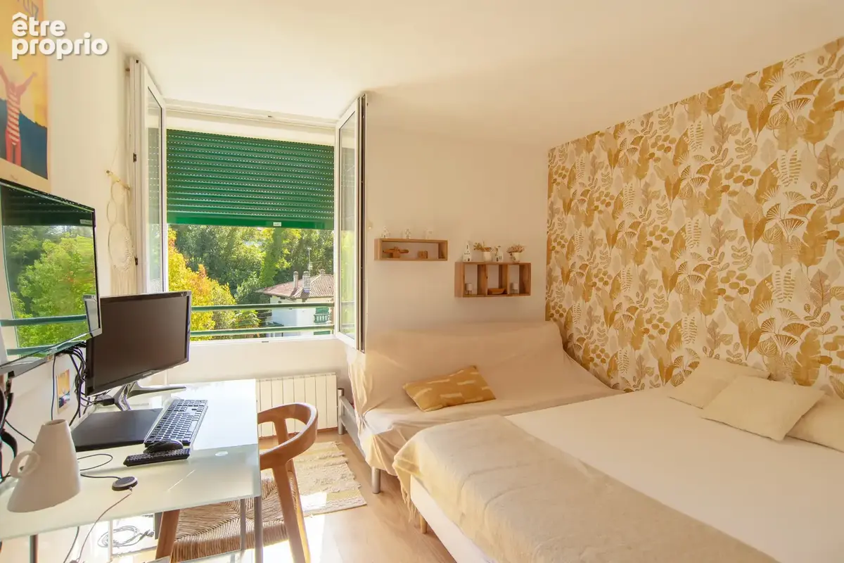 Saint-Jean-de-Luz   T3 en duplex avec balcon, proche plage et commerces - photo 5