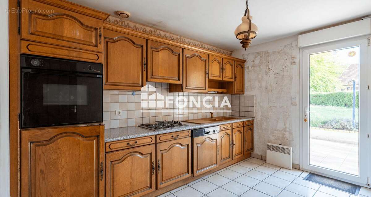 Maison à BEAUMONT-SUR-SARTHE