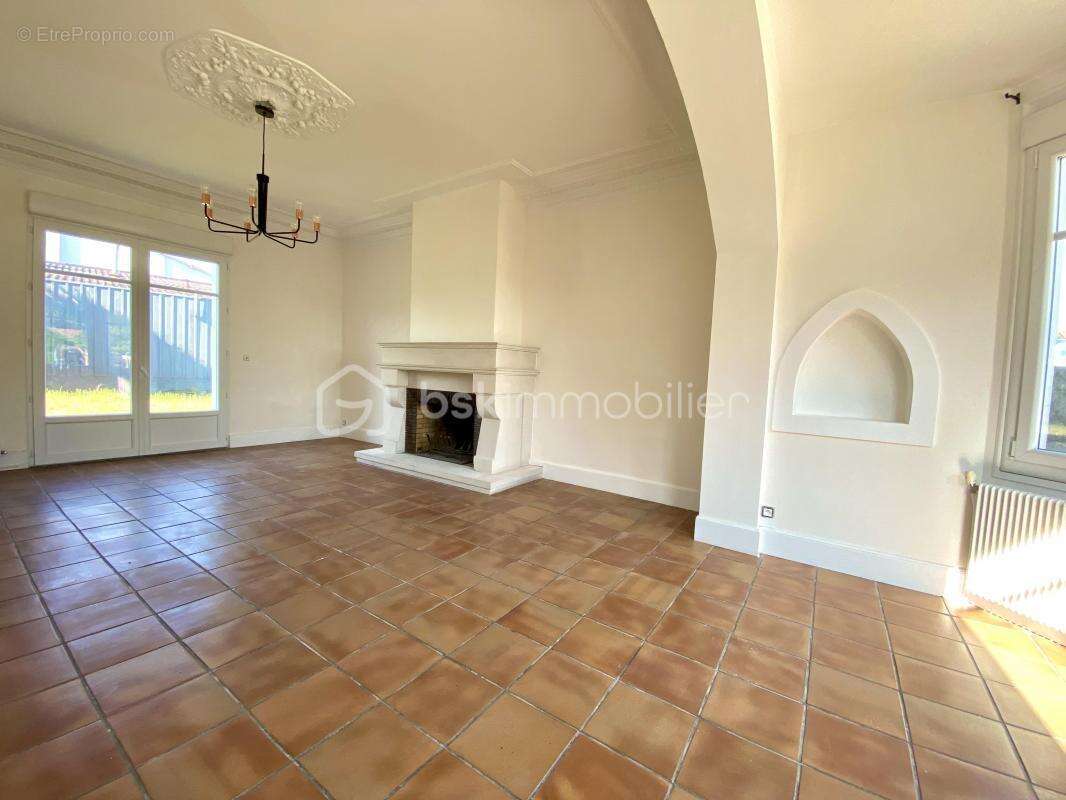 Maison à FRIVILLE-ESCARBOTIN