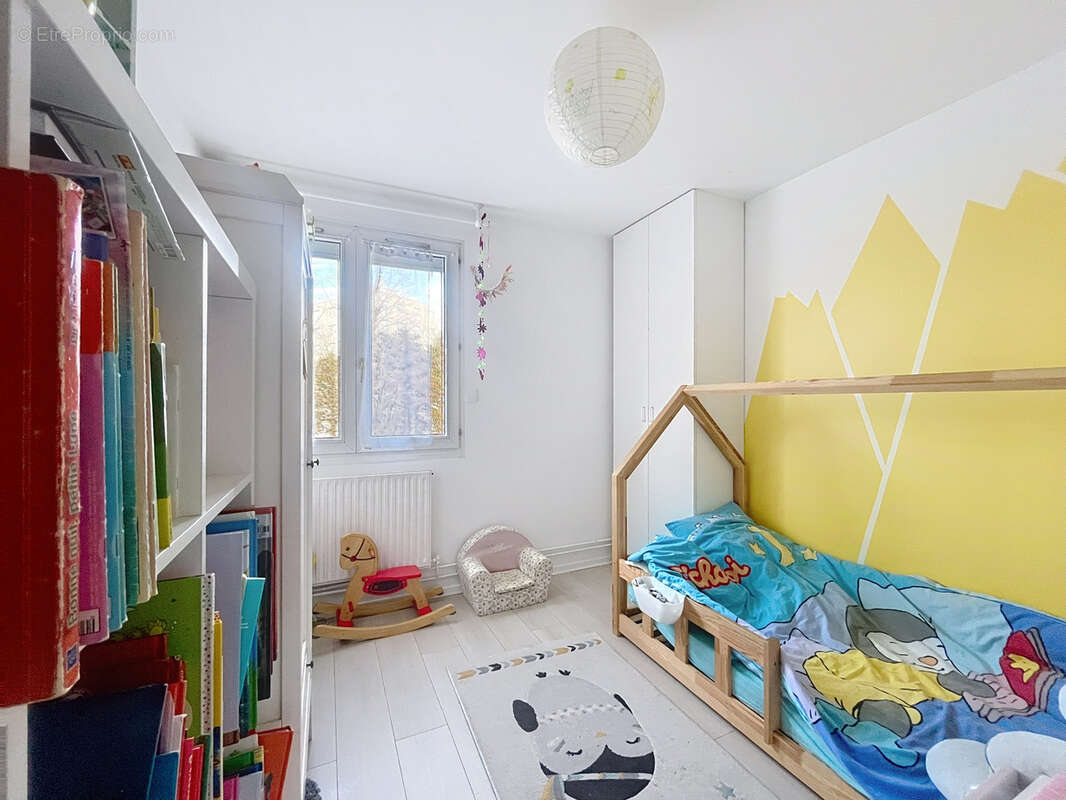 Appartement à OULLINS