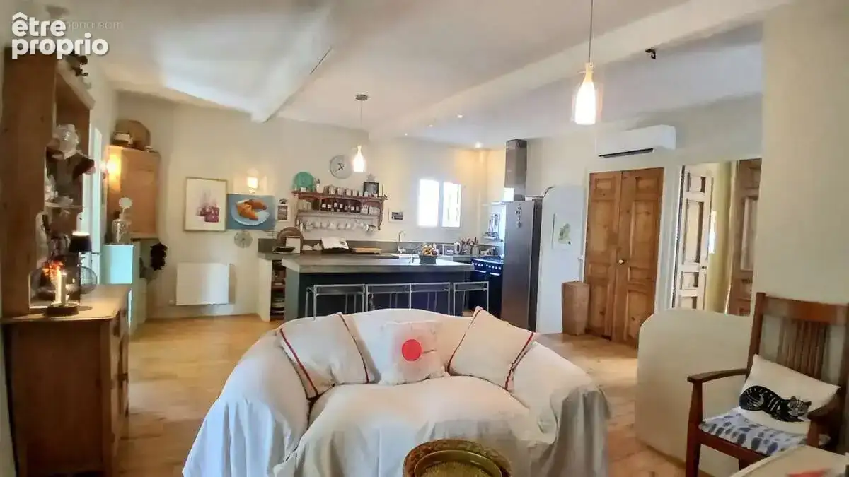 Sublime maison vigneronne, entièrement rénovée. - photo 14