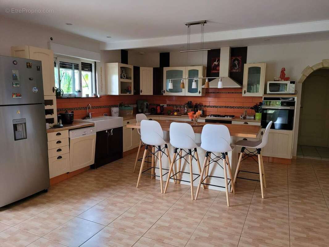 Maison à SAINT-SATURNIN