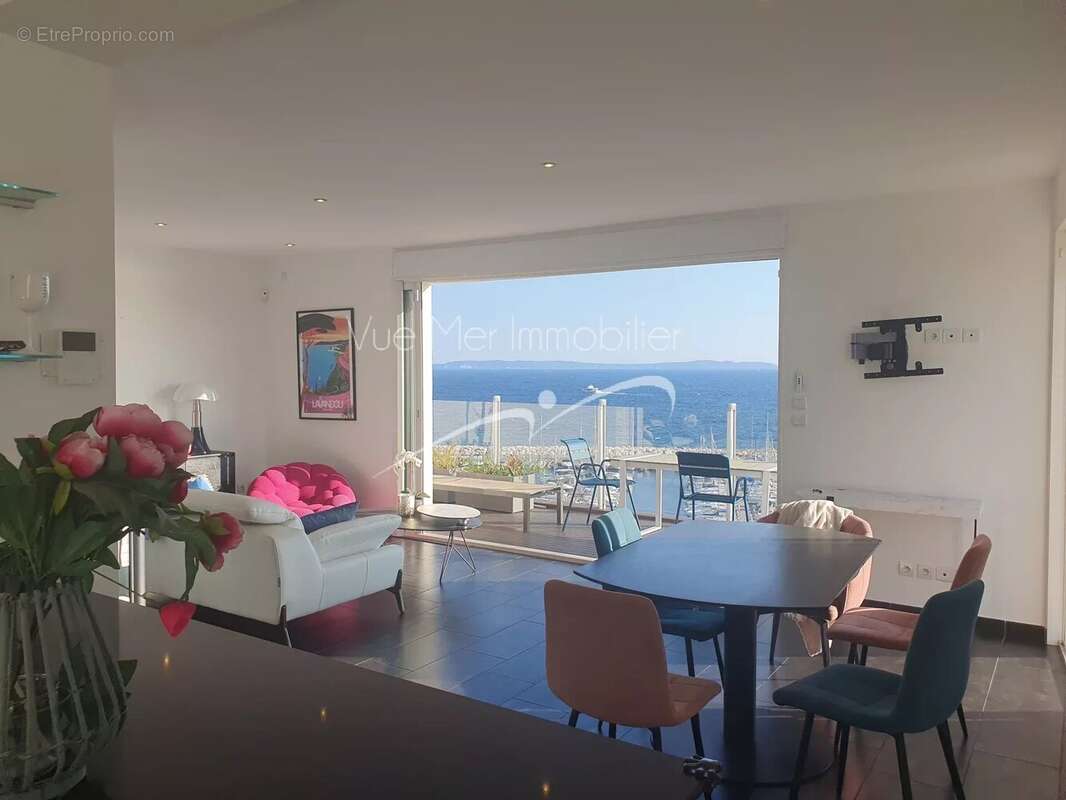 Appartement à LE LAVANDOU