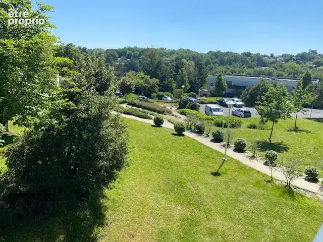Appartement  à vendre Floirac 2 pièce(s) 46 m2 plus balcon - photo 2