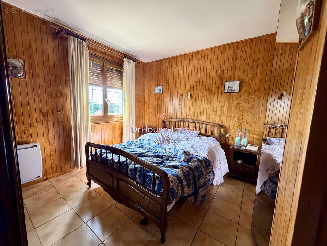 Maison à SAINT-NICOLAS-D'ALIERMONT