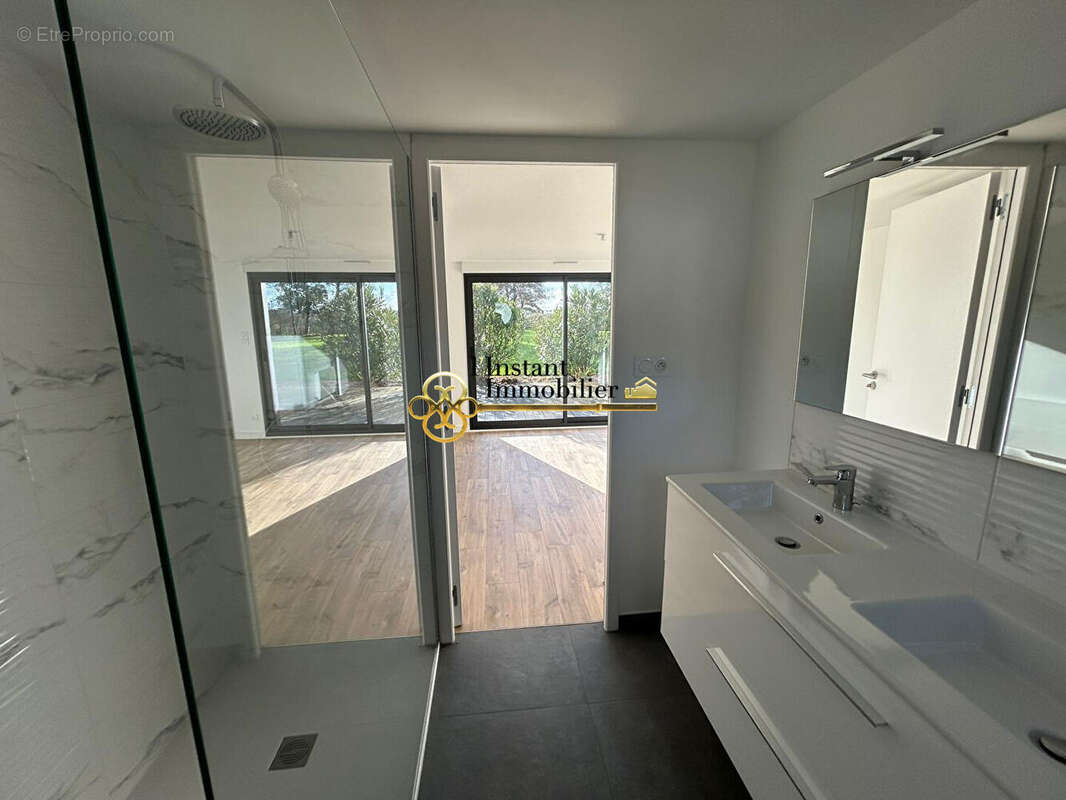 Maison à PLOUNEVEZ-LOCHRIST