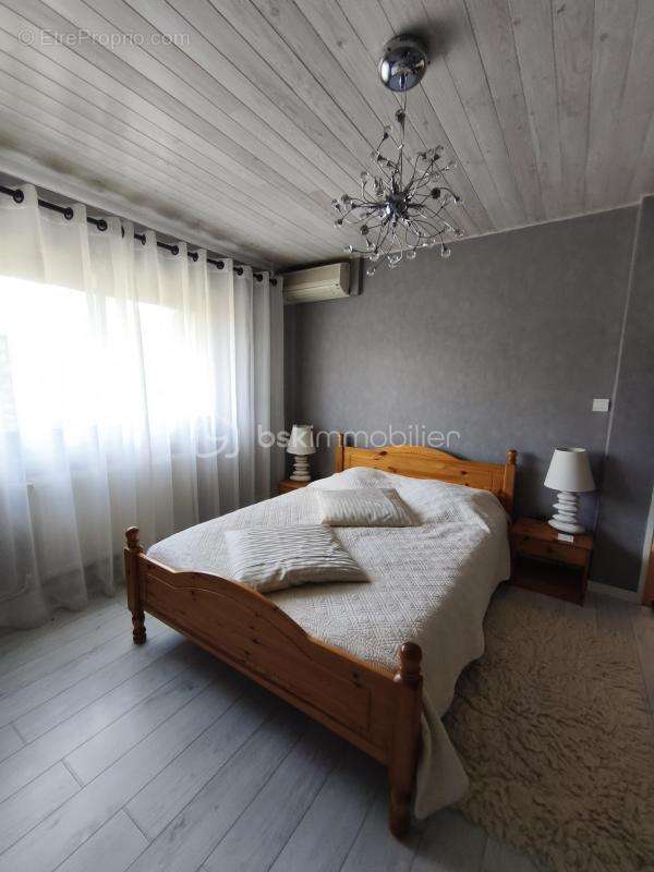 Maison à SAINT-ANTOINE-SUR-L&#039;ISLE