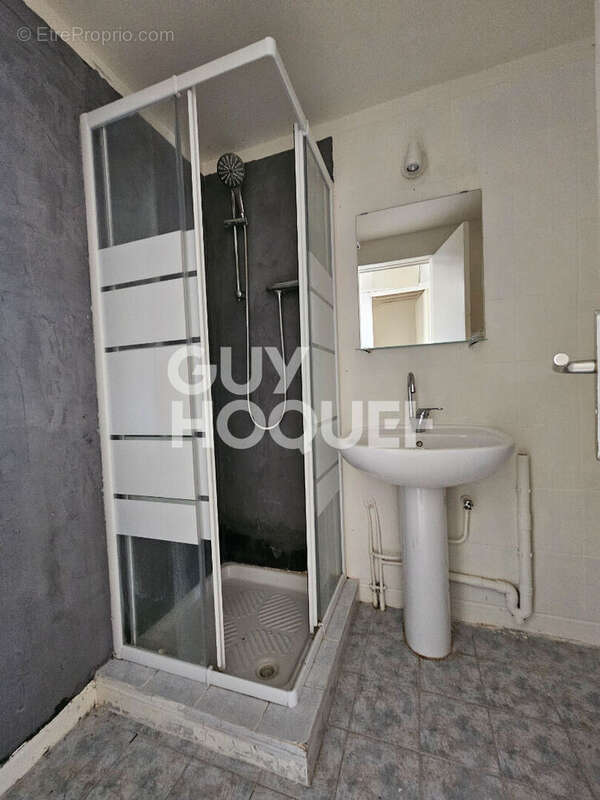 Maison 60 m² à Le Plessis-Brion  - photo 6