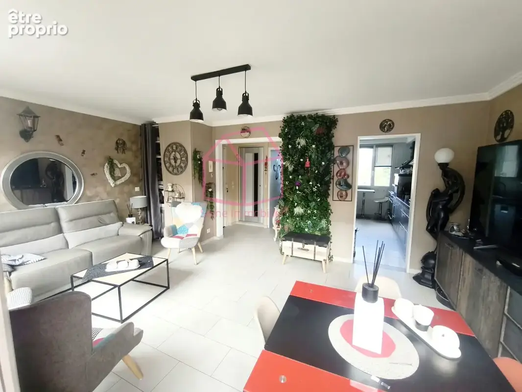 Appartement 5 pièces 82 m² à vendre à Choisy-Le-Roi (94600) - photo 2