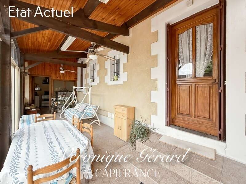Maison à COUTRAS