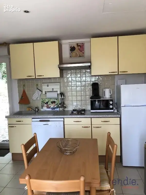 LORGUES Propriété composée de 4 logements avec vue imprenable - photo 9