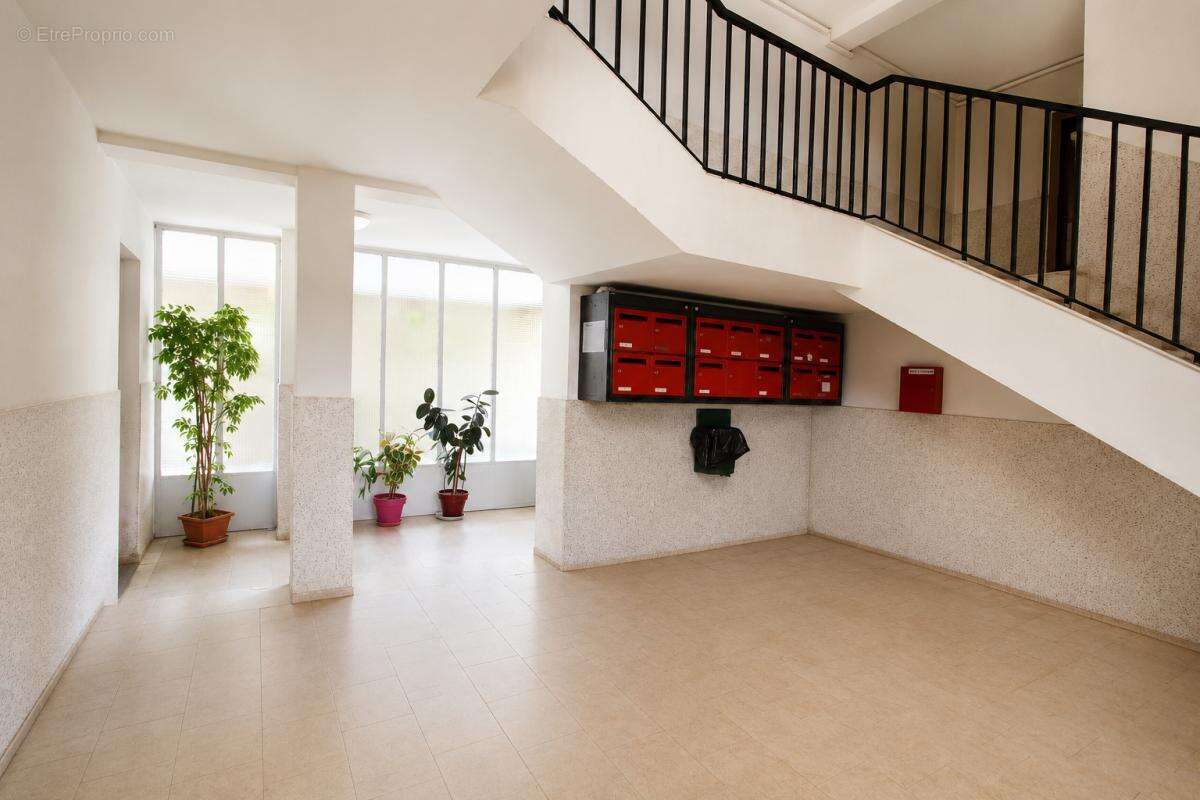 Appartement Narbonne 4 pièce(s) 81m2 - photo 13