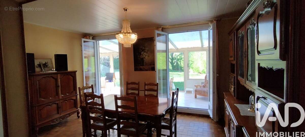 Photo 4 - Maison à SAINT-ARNOULT-EN-YVELINES