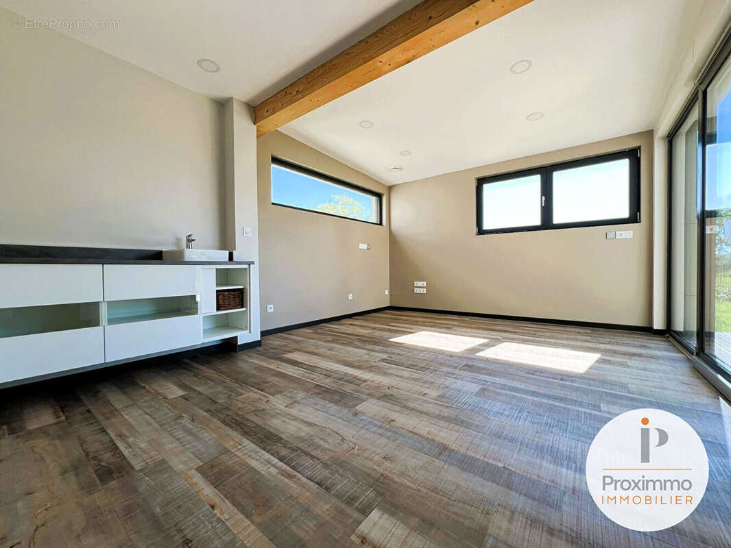 Commerce à QUESTEMBERT