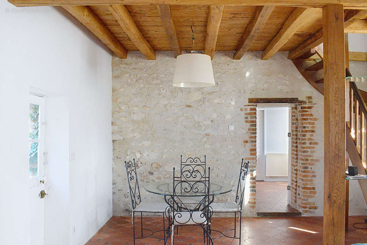 Maison à DRY