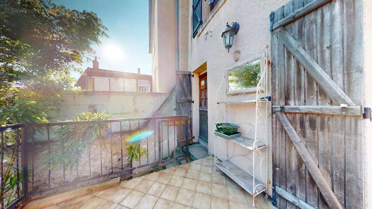 Maison à BEAURIEUX