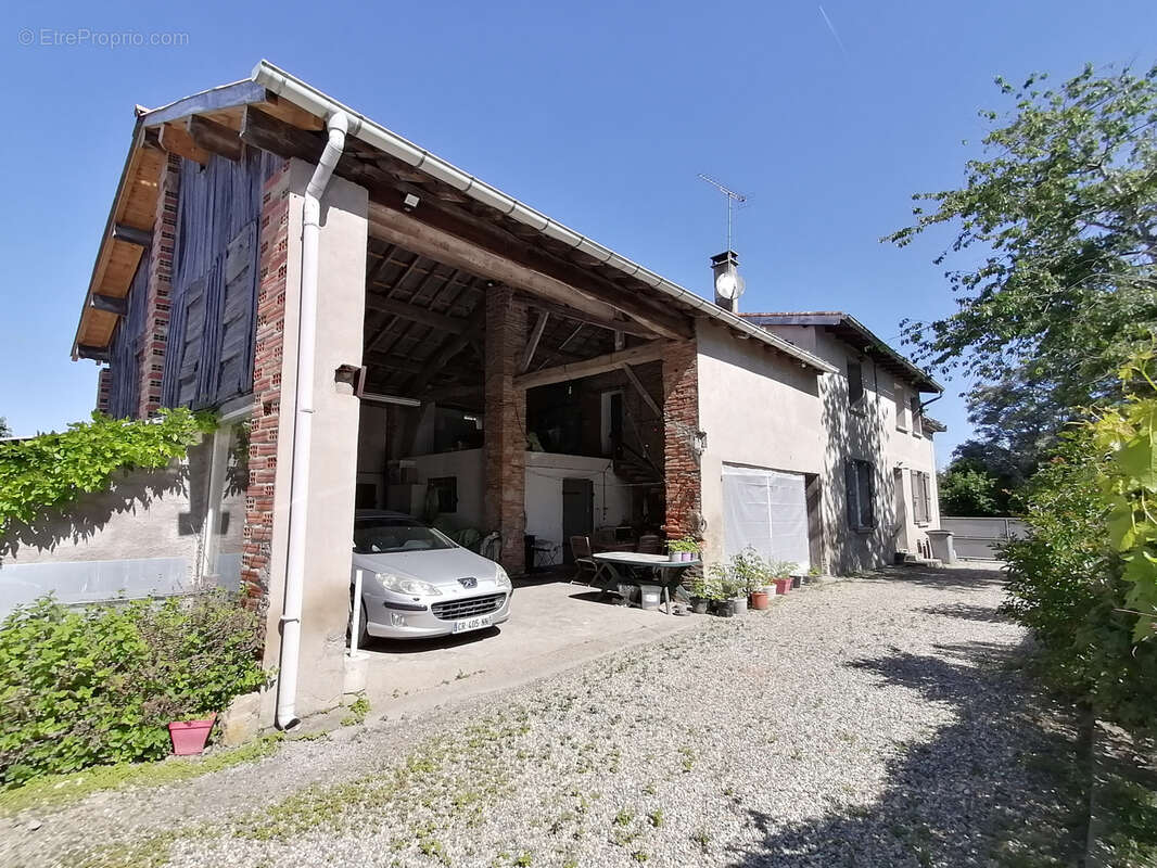 Maison à CASTELSARRASIN