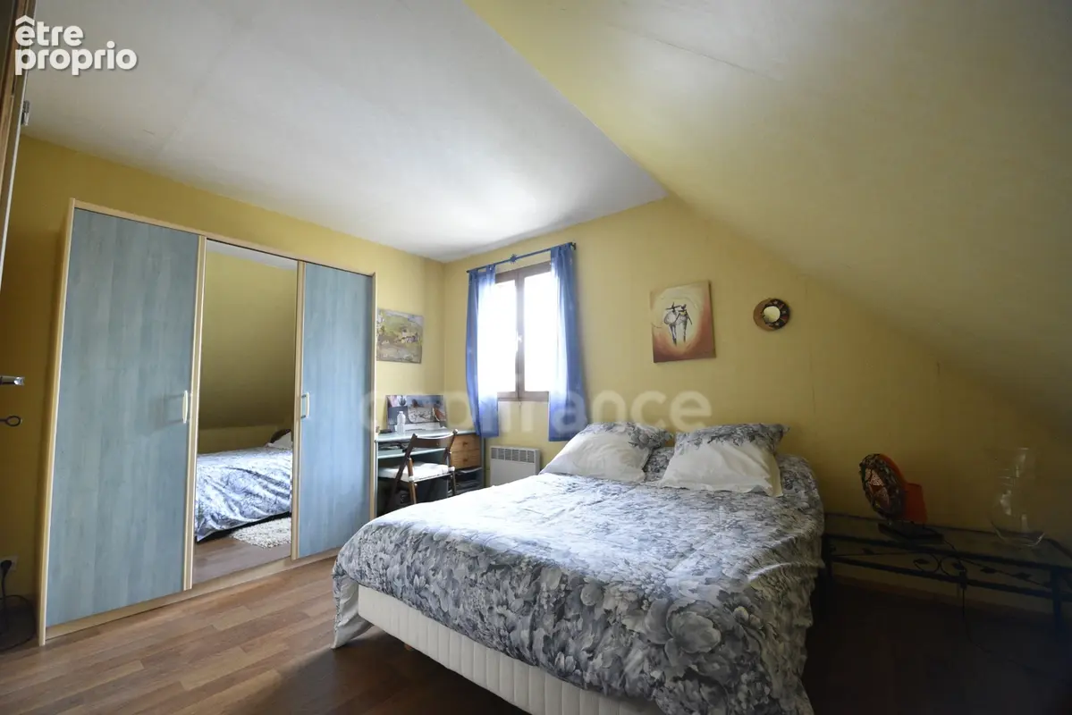 Maison familiale 5 chambres - Beaux volumes - Proche VERNON - photo 13