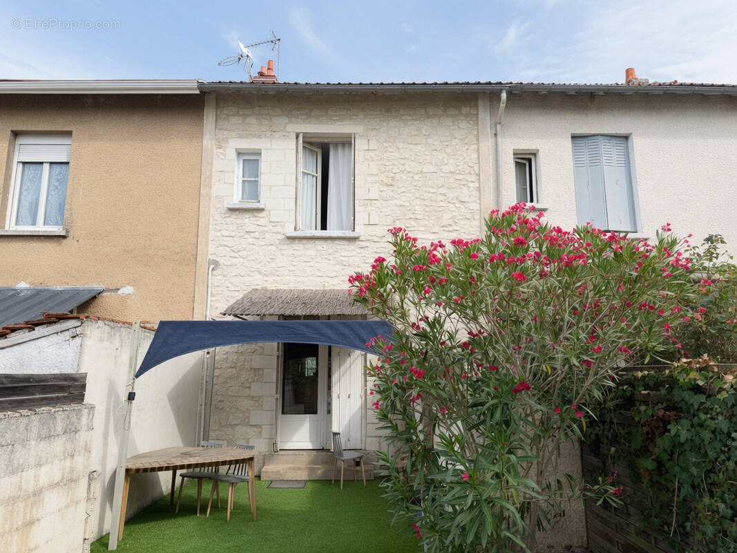 Maison à CHATELLERAULT
