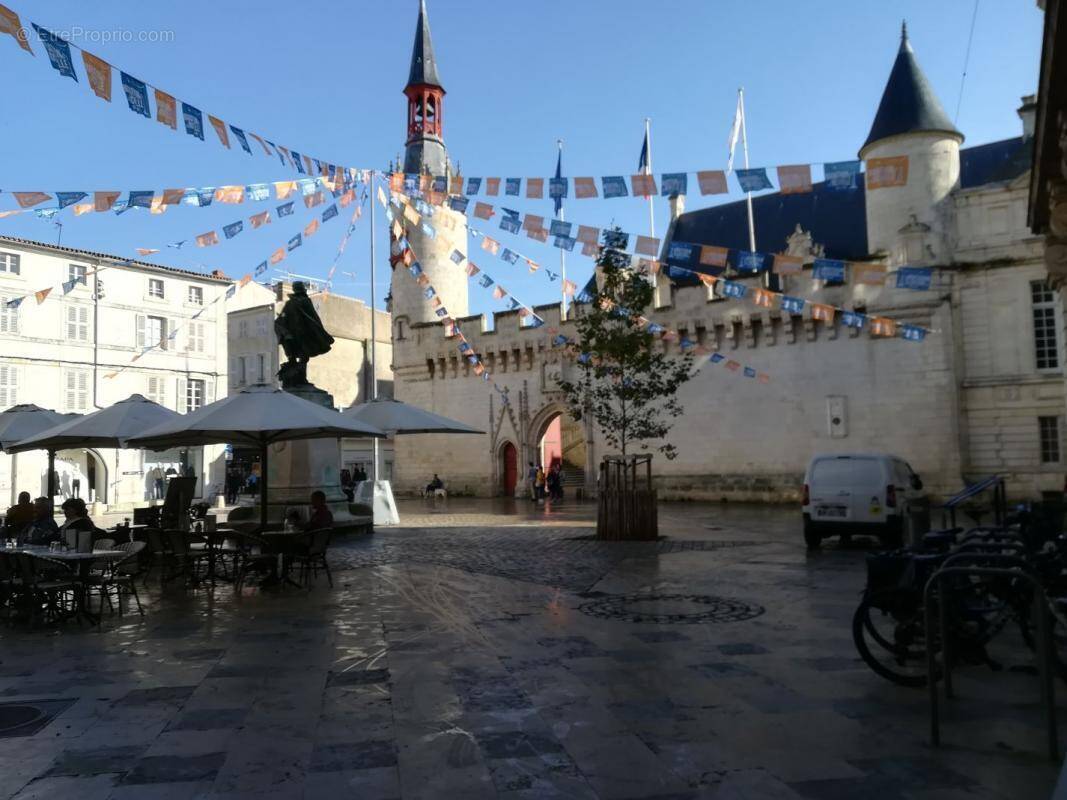 Commerce à LA ROCHELLE