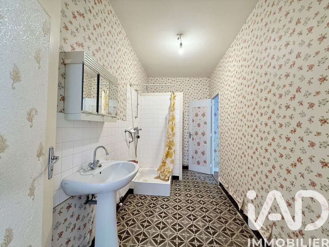 Maison 109 m² à Villermain  - photo 6