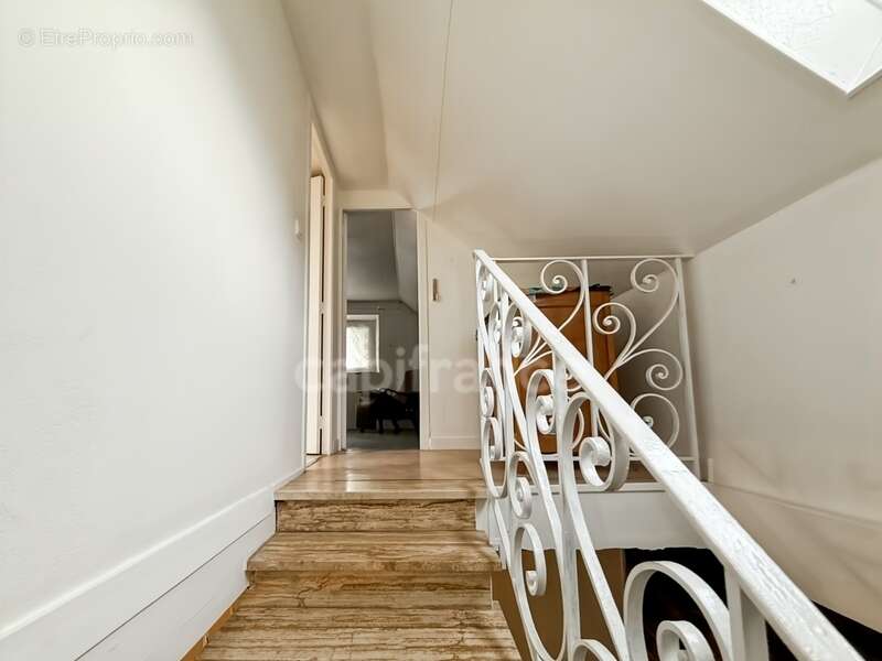 Maison à LE RELECQ-KERHUON