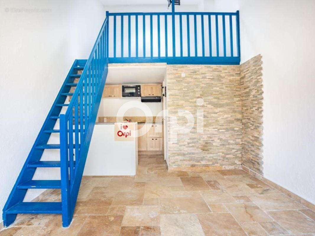 Maison à TOURRETTES