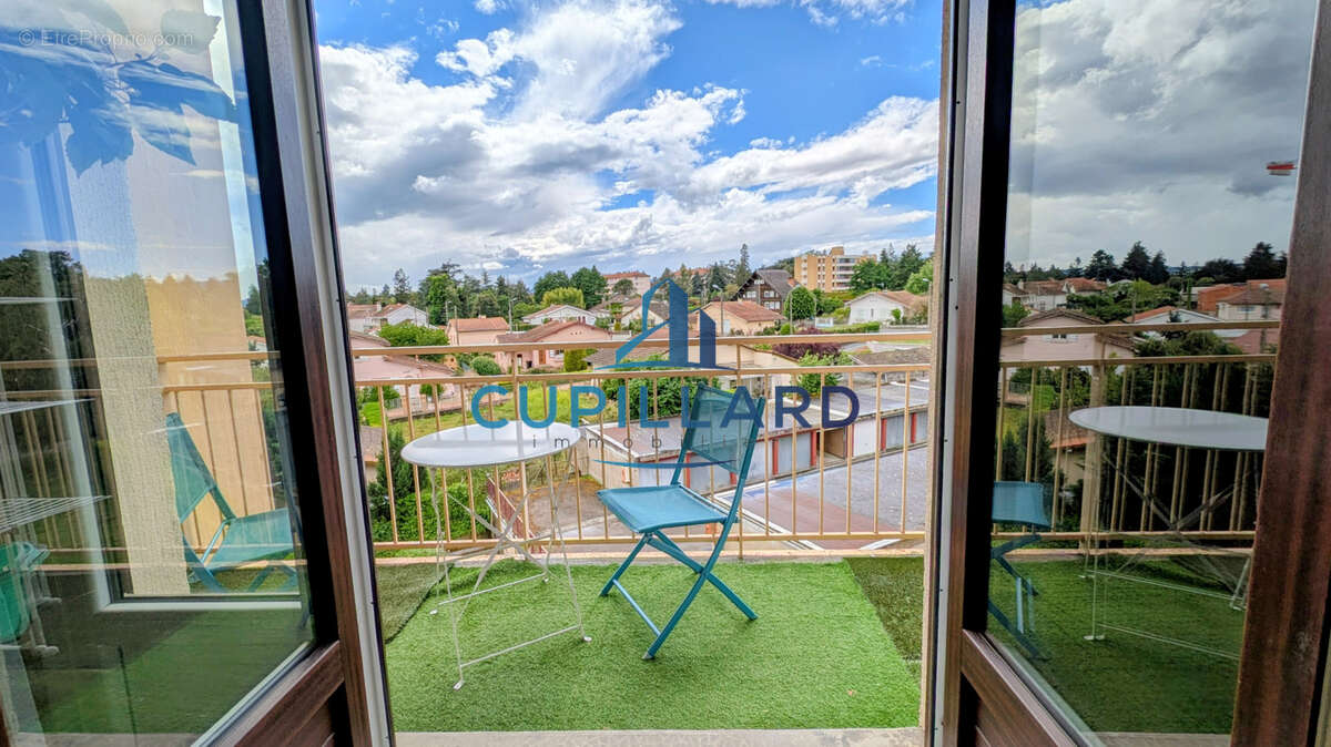 Appartement à RIORGES