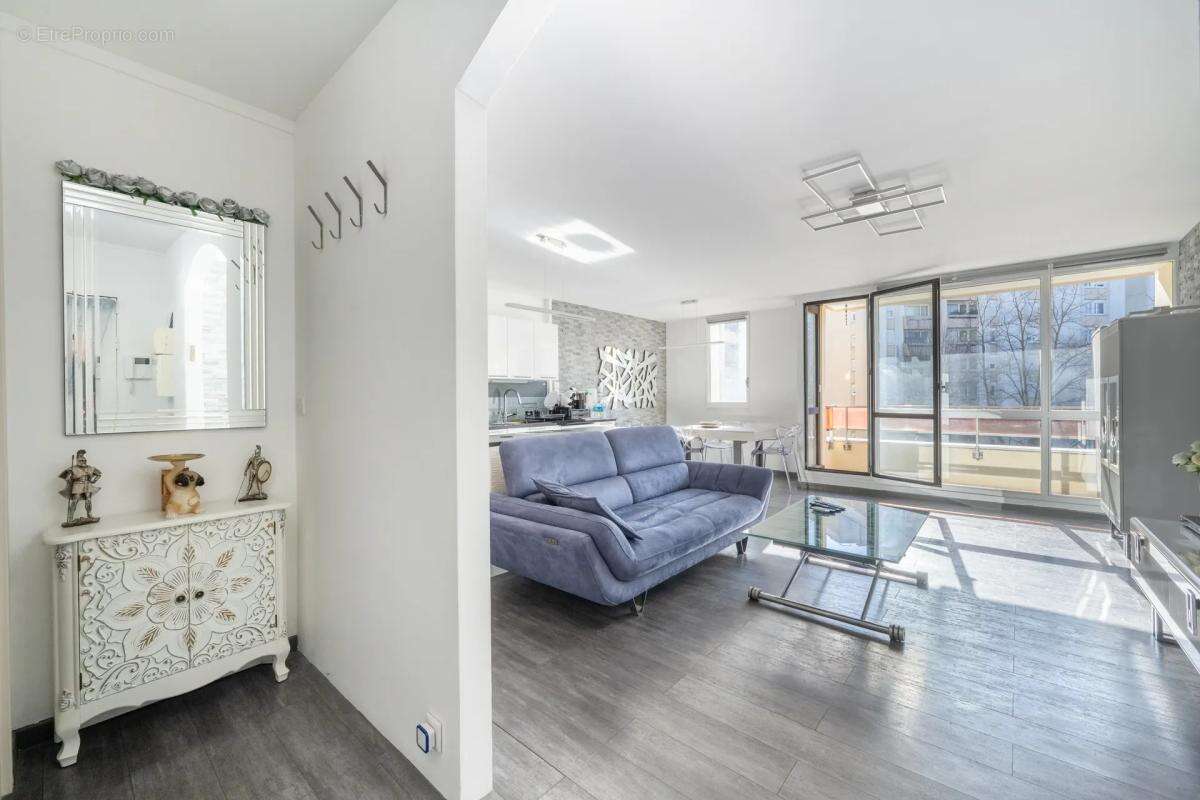 Appartement à LE RAINCY