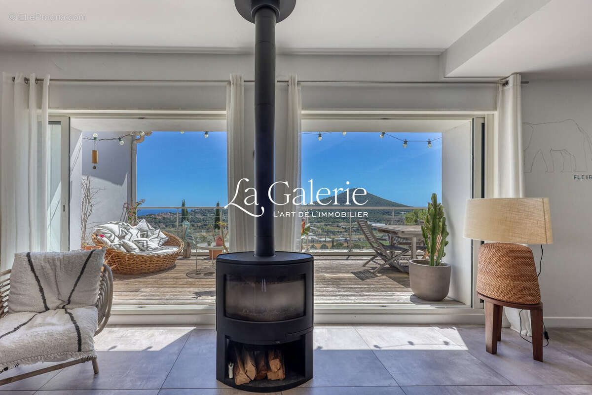 Appartement à CARQUEIRANNE