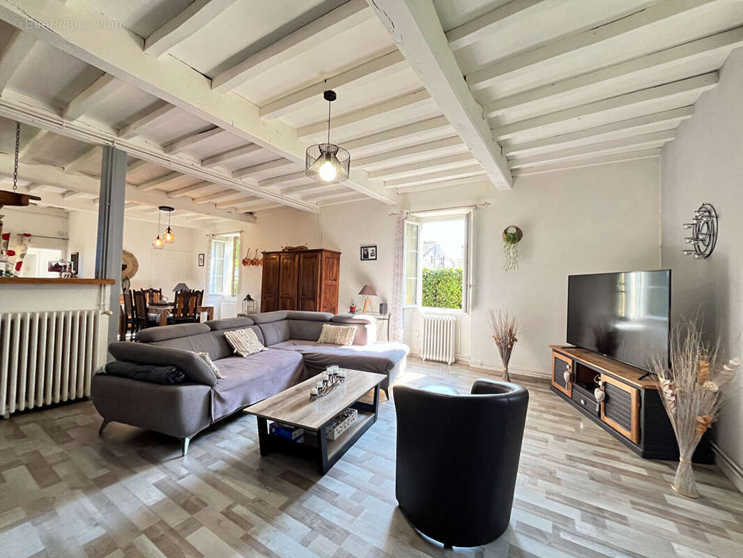 Maison à MONPAZIER